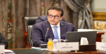 ترك القاعة وغادر.. تفاصيل أزمة لقاء وزير الصحة مع أعضاء البرلمان بالعاصمة الإدارية