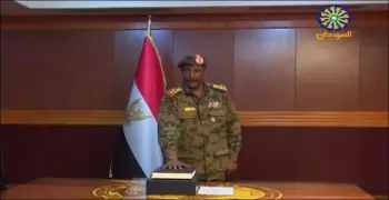 أول خطاب لرئيس المجلس العسكري الانتقالي بالسودان.. عبد الفتاح برهان يغازل ثوار الخرطوم