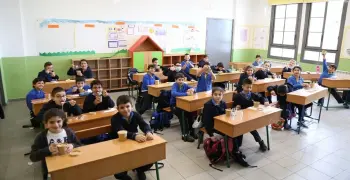 حبس 6 متهمين في قضية وفاة الطفلة تيا وبراءة مديرة المدرسة