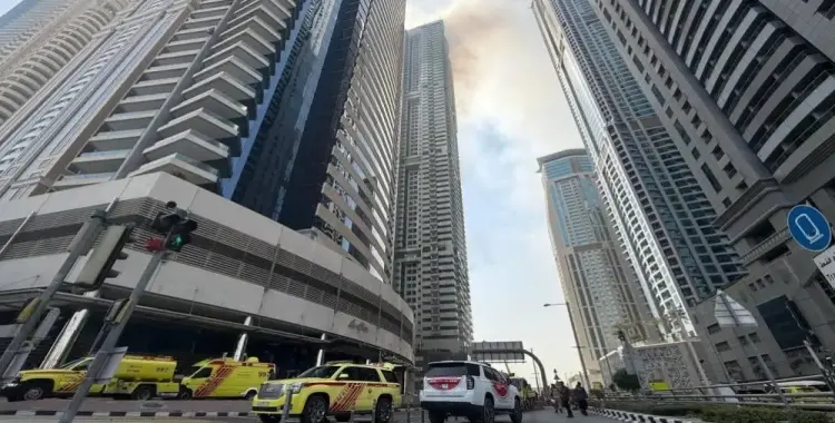  حريق ببرج في دبي والدفاع المدني يتدخل لإخماده (فيديو) 