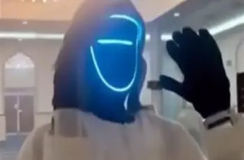 في الإمارات.. روبوت يرفع الأذان بدلا عن المؤذن