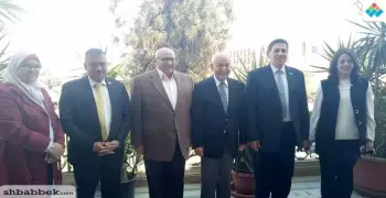 العالم فاروق الباز يزور جامعة عين شمس