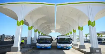 شكله حضاري ويتسم بالنظافة.. صور موقف العلمين الجديدة للنقل الداخلي