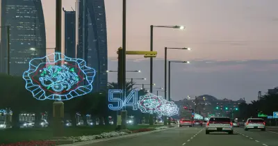 الألعاب النارية عيد الاتحاد 2025 في مختلف مناطق الإمارات بالمواعيد