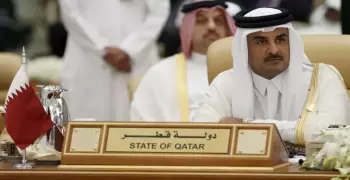 صحيفة أجنبية تكشف عن فدية بمليار دولار أججت الخلاف بين الخليج وقطر