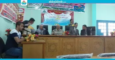 أستاذة بلاغة: الأزهر خلية نحل تعمل في كافة المجالات