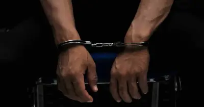 القبض على رئيس حي شرق الإسكندرية بعد ساعات من توليه المنصب.. عليه حكم بالسجن