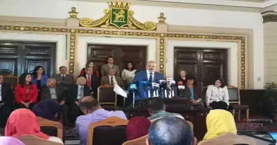 من هم الطلاب المشاركون بمجلس جامعة القاهرة للثقافة والتنوير؟