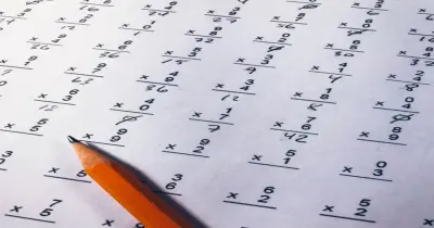 كتاب الأضواء للصف الأول الإعدادي رياضيات الترم الأول 2027