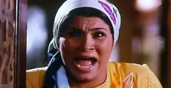 ظهور غير متزن للفنانة عزة سعيد يفتح النار على برنامج إدوارد