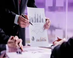 500 جنيه لكل طالب ثانوية لاستخدامها في الاستثمار بالبورصة