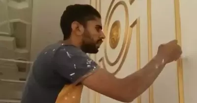 ما هي قصة المطرب النقاش المثيرة للجدل ومنعه من الغناء في الأوبرا؟