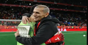 إيقاف سعفان الصغير مدرب منتخب مصر وتغريمه ماليا بسبب كأس العالم
