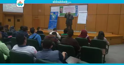 صور| ورشة تدريبية لطلاب جامعة أسيوط عن «البرمجة اللغوية العصبية»