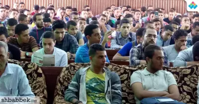 أستاذ جامعي لطلاب الأزهر: الملحد مريض نفسي (صور)