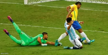 شاهد.. البرازيل تصفع الأرجنتين بثلاثية في «كلاسيكو الأرض»
