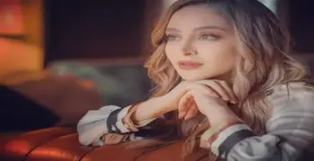 من هي روزينا اللاذقاني؟ معلومات عن عضوة مجلس الشعب السوري الجديدة