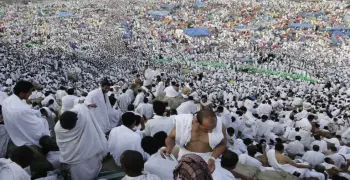بث مباشر للحجاج الآن.. الدعاء يملأ الأجواء في عرفة 2026
