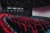 عمرو سلامة ينتقد سلوك بعض رواد السينما.. قلة ذوق وأدب