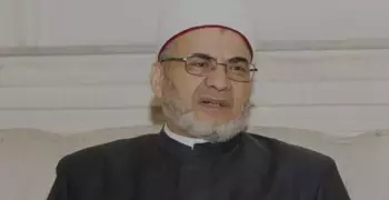 العميد السابق لكلية الشريعة والقانون بجامعة الأزهر يؤيد حظر النقاب بالأماكن العامة