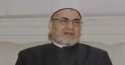 العميد السابق لكلية الشريعة والقانون بجامعة الأزهر يؤيد حظر النقاب بالأماكن العامة