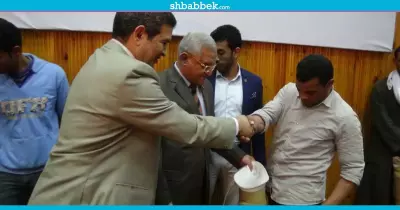جامعة المنيا توزع أجهزة تعويضية على الطلاب ذوي الاحتياجات الخاصة