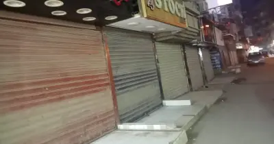 زيادة ساعتين.. تعديل مواعيد غلق المحلات بقرار حكومي