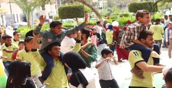 آداب عين شمس تحتفل بيوم اليتيم «صور»