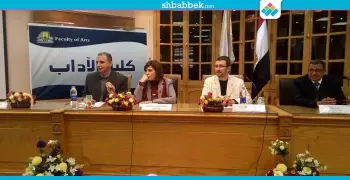 بندوة «آداب عين شمس».. محاضر بريطاني يتحدث عن اكتشاف أسوار القاهرة الفاطمية