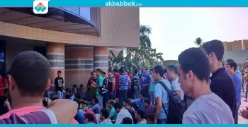 بوجود ممثلي الوزارة.. تظاهرات لطلاب معهد العاشر لإقالة العميد