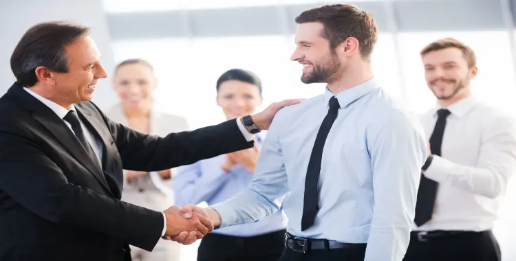  شعار اليوم العالمي للإداريين 2025 