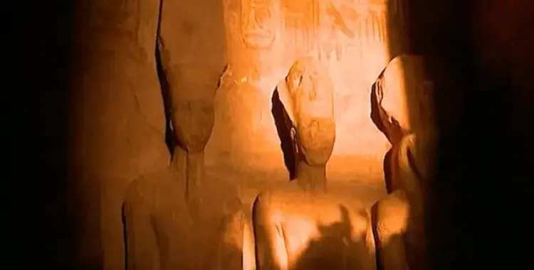  موعد مهرجان تعامد الشمس على وجه رمسيس الثاني 2025 