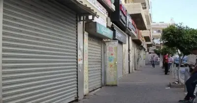 البرلمان يتدخل لوقف تنفيذ قرار مواعيد غلق المحلات الجديد