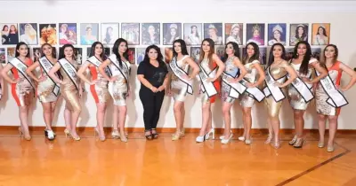 طالبتان تنافسان في مسابقة ملكة جمال العرب