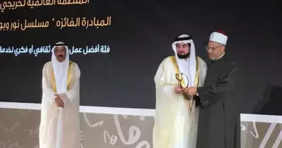 الأزهر وأكاديمية البحث العلمي يتسلما جائزة أفضل عمل فني وثقافي لخدمة اللغة العربية
