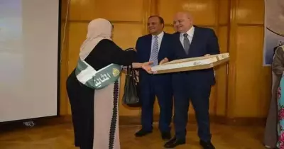 جامعة الزقازيق تكرم الأمهات المثاليات والمحالين للمعاش