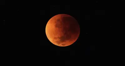 هل يوجد خسوف للقمر اليوم الأحد 7 سبتمبر 2025؟