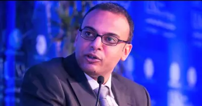 محمد الباز يطالب بفتح تحقيق عن الجهات التي تدعم حسام بهجت وعلاقاته الدولية