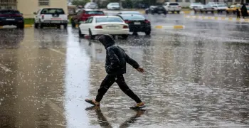 دعاء المطر الشديد.. ماذا يقال إذا اشتد الغيث والرعد والعواصف؟
