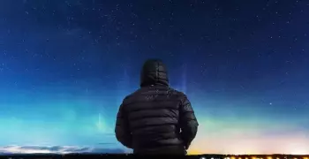 تفاصيل سقوط جثة من السماء.. ليست الأولى