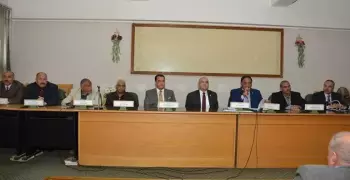 رئيس جامعة أسيوط يناقش مع كلية التربية الرياضية خطة الفصل الدراسي الثاني