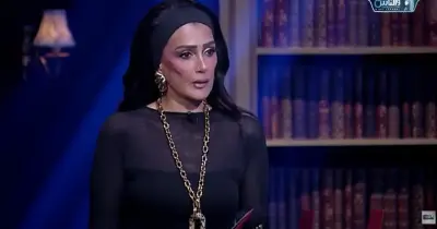 عمر غادة عبدالرازق الحقيقي ومحطات من مسيرتها الفنية