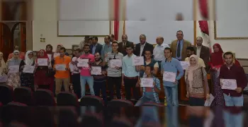 بحضور رئيس الجامعة.. تكريم المتدربين بصوت الأزهر (صور)