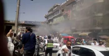 حريق في الموسكي.. صور وفيديوهات لاشتعال النيران في المحال التجارية