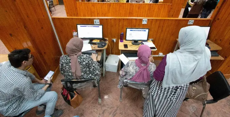  مؤشرات تنسيق علمي علوم 2025.. توقعات القبول بكليات الطب والصيدلة 