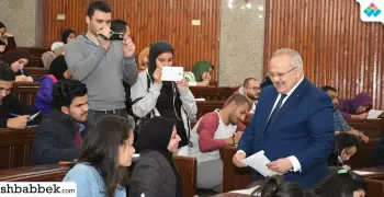 رئيس جامعة القاهرة يكشف موعد إعلان نتائج امتحانات الترم الأول