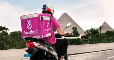 بعد تناول سلطة.. شكوى من اشتباه تسمم بسبب وجبة من Breadfast