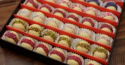 مقادير اللانكشير بالكوب.. بـ3 مكونات فقط من مطبخك (فيديو)