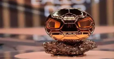 كبار يغيبون وميسي ينافس.. ننشر قائمة ترشيحات البالون دور 2026