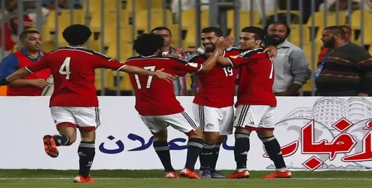  «عبد الله السعيد» على الدكة.. تعرف على تشكيل منتخب مصر أمام أوغندا 